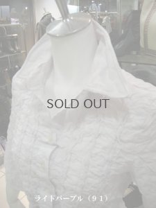 画像2: 【期間限定４０％ＯＦＦ】【送料無料】キャサリンハーネル/Catherine Harnel  チュニックブラウス（無地、フリル）　全２色 (2)