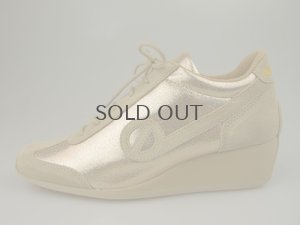 画像1: ノーネーム/ＮＯ　ＮＡＭＥ　ＹＯＫＯ　ＺＩＰ　ＪＯＧ　ＢＵＺＺ　ＧＯＬＤ/ＩＶＯＲＹ　スニーカー　靴【期間限定SALE】【３０％ＯＦＦ】  (1)