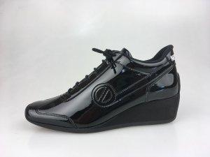 画像1: 【参考商品】ノーネーム/ＮＯ　ＮＡＭＥ　ＹＯＫＯ　ＺＩＰ　ＪＯＧ　エナメル　ブラック　スニーカー　靴【ファスナー付き】 (1)