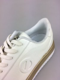 画像2: 【限定ＳＡＬＥ】【３０％ＯＦＦ】ノーネーム/ＮＯ　ＮＡＭＥ　ＦＵＴＵＲＡ　ＪＯＧ　PRINT　ホワイト 靴　スニーカー