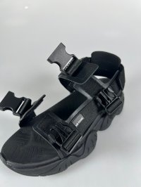 画像2: 【期間限定１０％OFF】【４月３０日１５時まで】【レディース】ノーネーム/NONAME　　KRAZAA サンダル　ブラック　靴　スニーカー